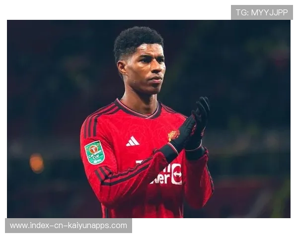 拉什福德外围远射曼联领先在望